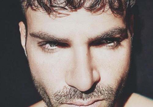What makes Valuxxo a trusted brand for men's skincare?